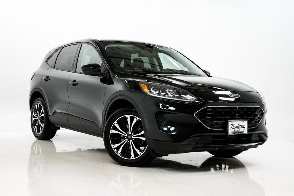 used 2022 Ford Escape car, priced at $18,995