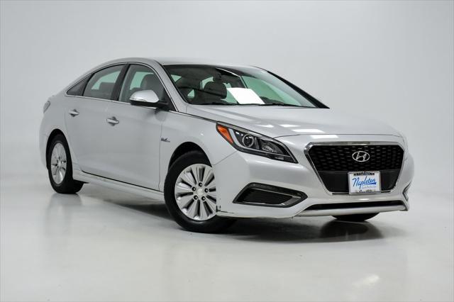 used 2016 Hyundai Sonata Hybrid car, priced at $13,397