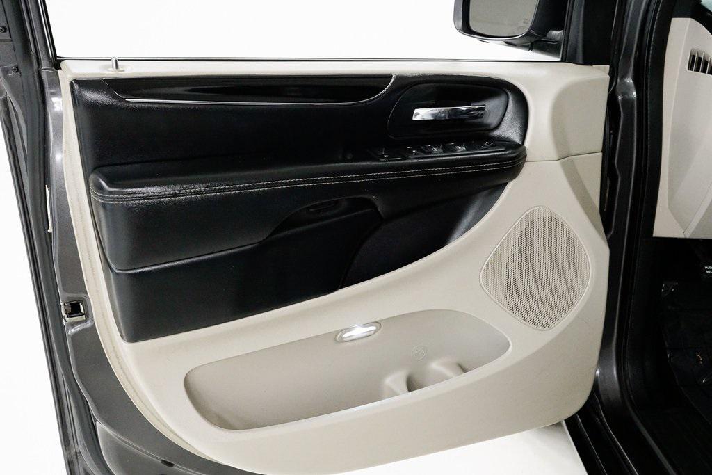 used 2019 Dodge Grand Caravan car, priced at $4,875