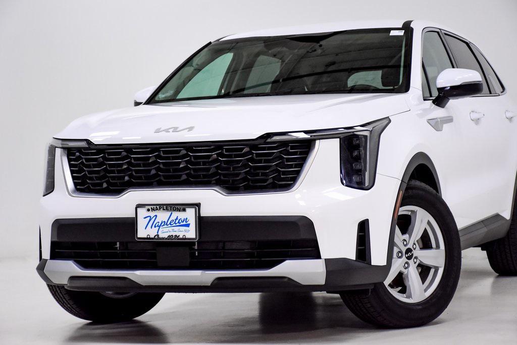 new 2024 Kia Sorento car, priced at $28,997