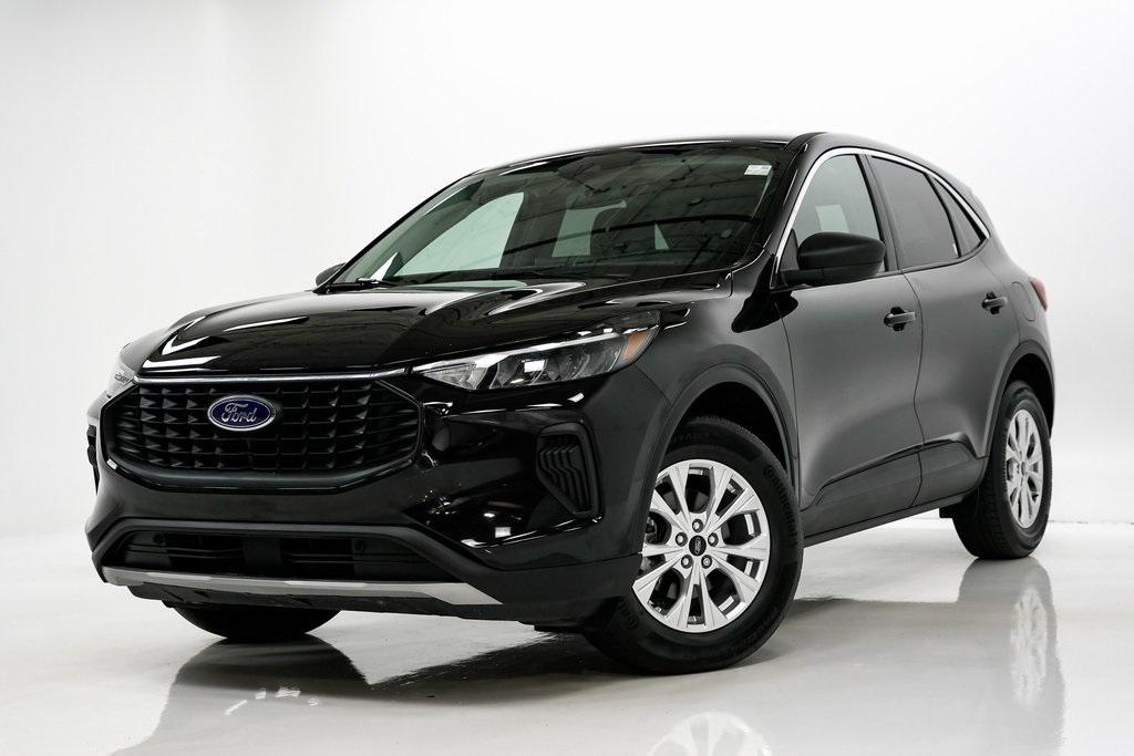 used 2023 Ford Escape car, priced at $21,421