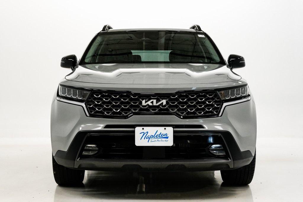 used 2023 Kia Sorento car, priced at $28,500