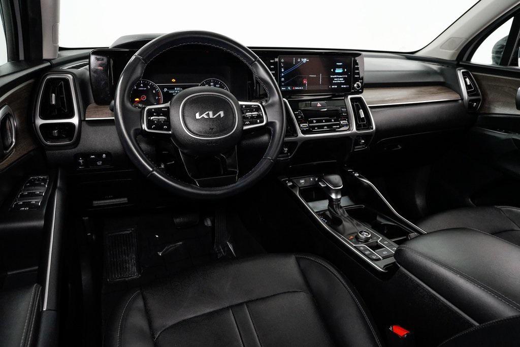 used 2023 Kia Sorento car, priced at $28,500