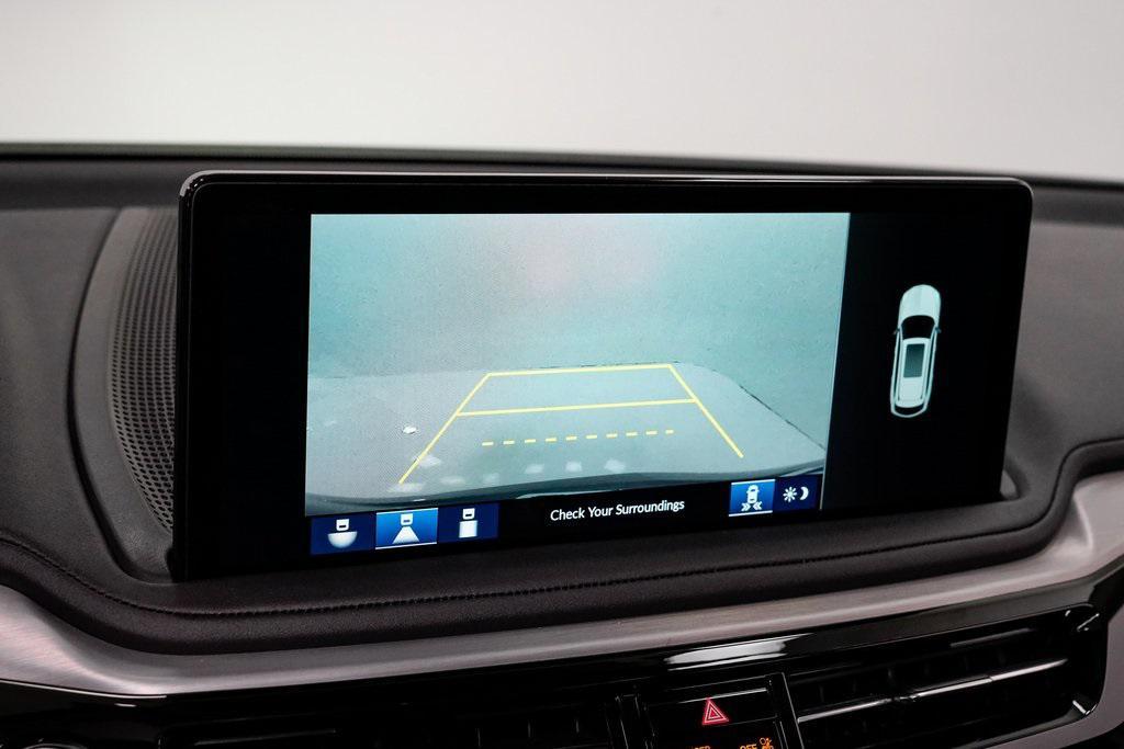 used 2025 Acura MDX car, priced at $47,500