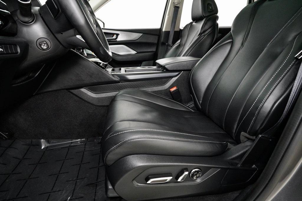 used 2025 Acura MDX car, priced at $47,500