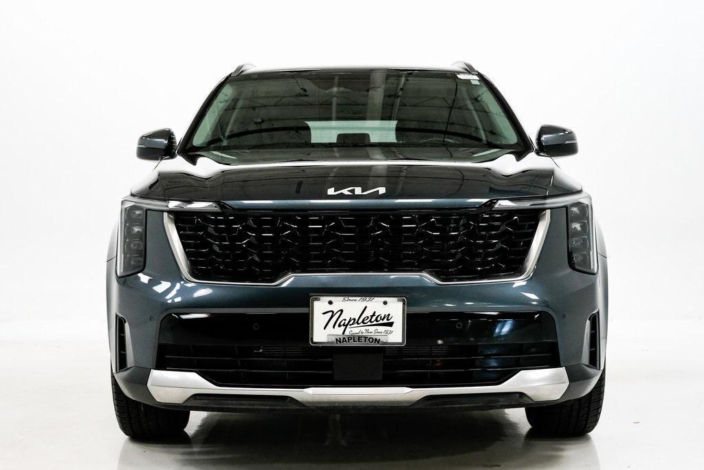 used 2024 Kia Sorento car, priced at $26,500