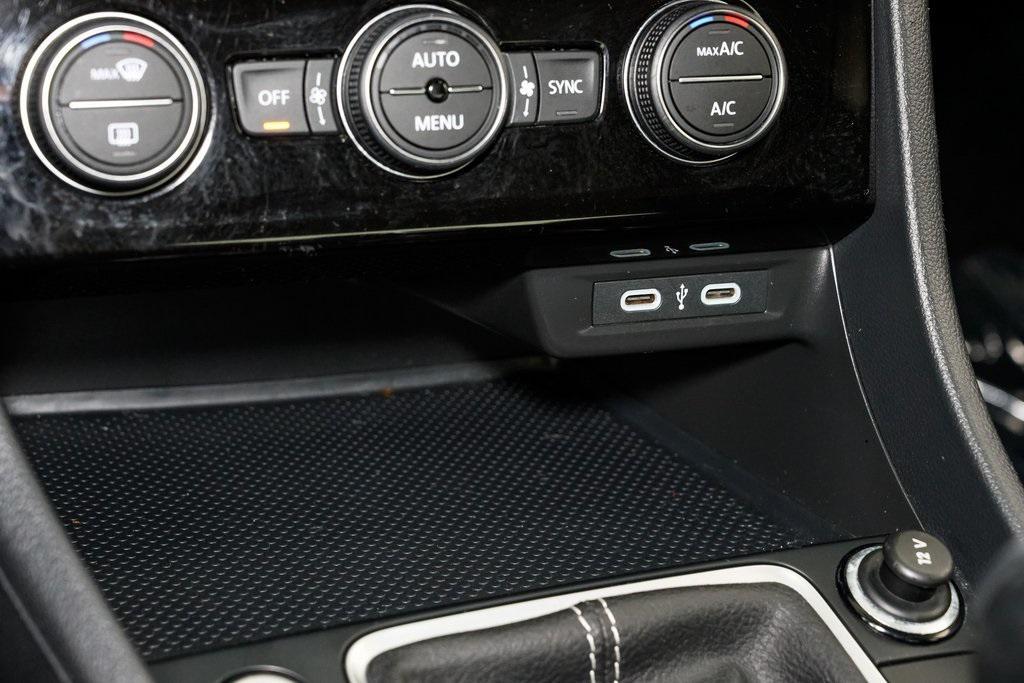 used 2024 Volkswagen Jetta car, priced at $19,995