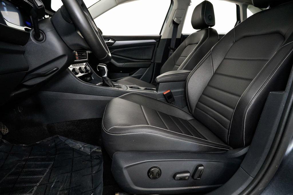 used 2024 Volkswagen Jetta car, priced at $19,995