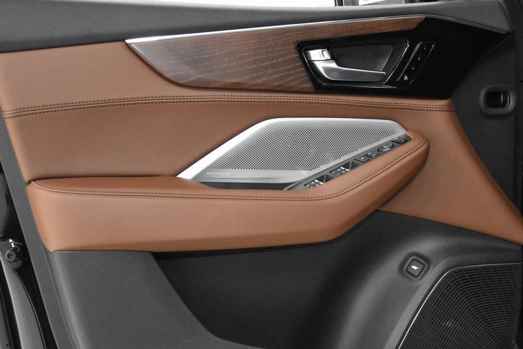 new 2025 Acura MDX car, priced at $68,250