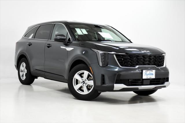 new 2024 Kia Sorento car, priced at $33,590