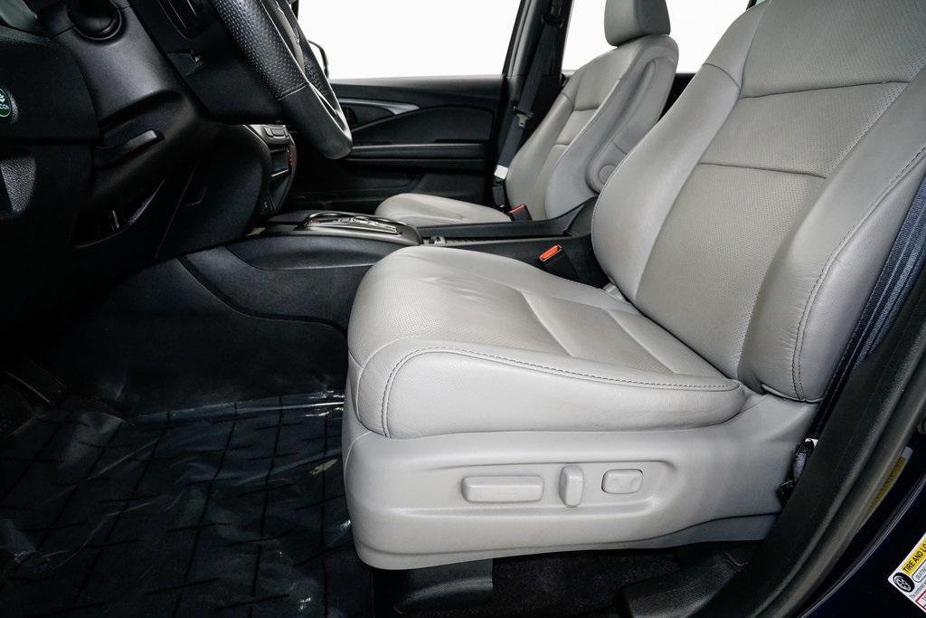 used 2023 Honda Passport car, priced at $30,200