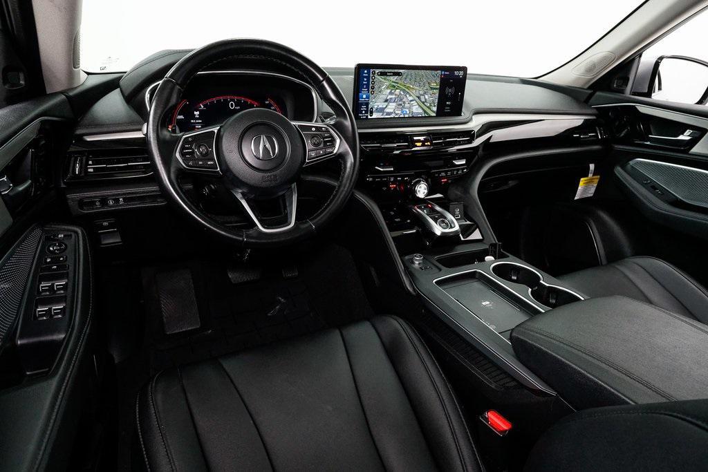 used 2025 Acura MDX car, priced at $45,979