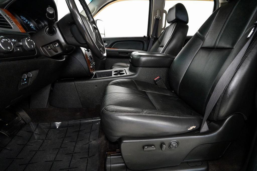 used 2008 Chevrolet Silverado 2500 car, priced at $10,000