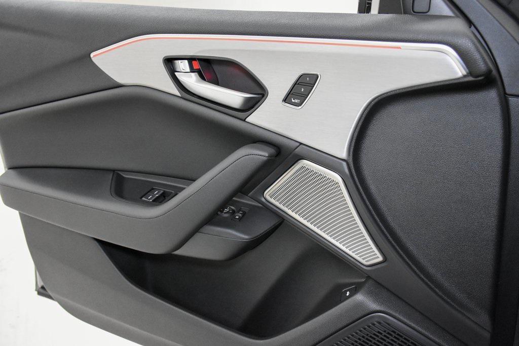 new 2025 Acura TLX car, priced at $45,151