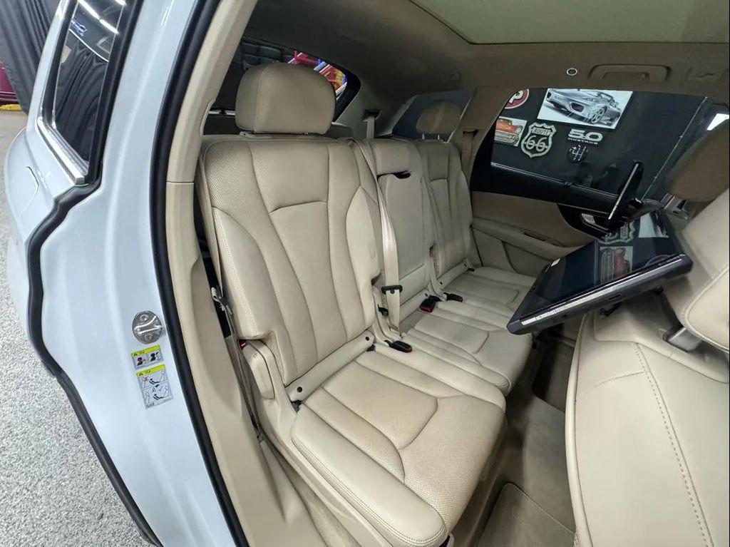used 2017 Audi Q7 car, priced at $19,695