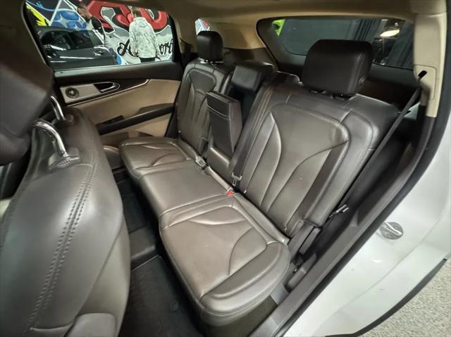 used 2019 Lincoln Nautilus car, priced at $23,995