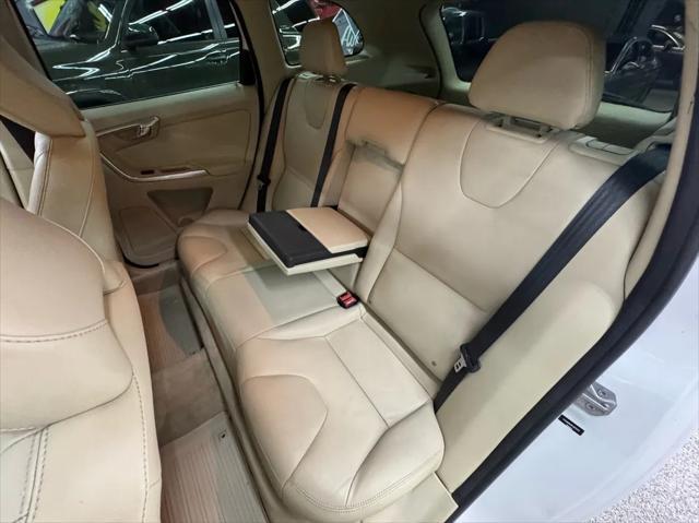 used 2015 Volvo XC60 car, priced at $12,991