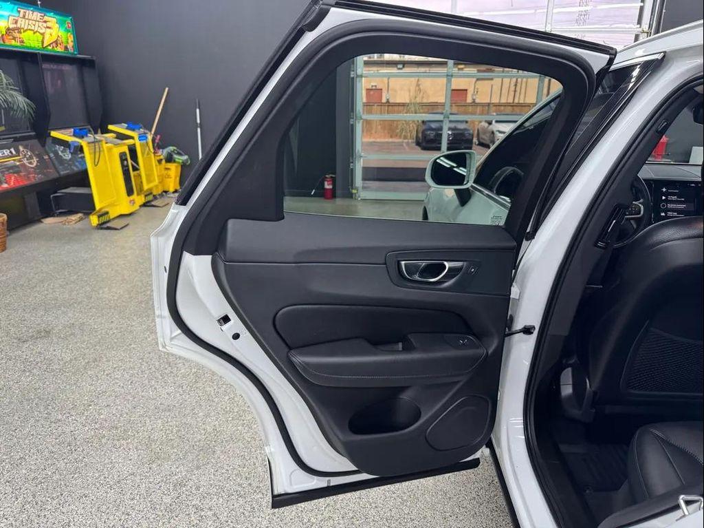 used 2021 Volvo XC60 car, priced at $25,995