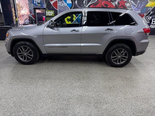 used 2017 Jeep Grand Cherokee car, priced at $13,995