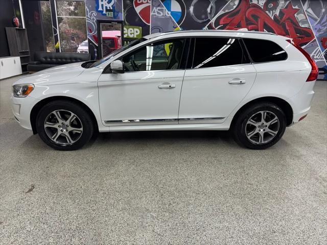 used 2015 Volvo XC60 car, priced at $15,895