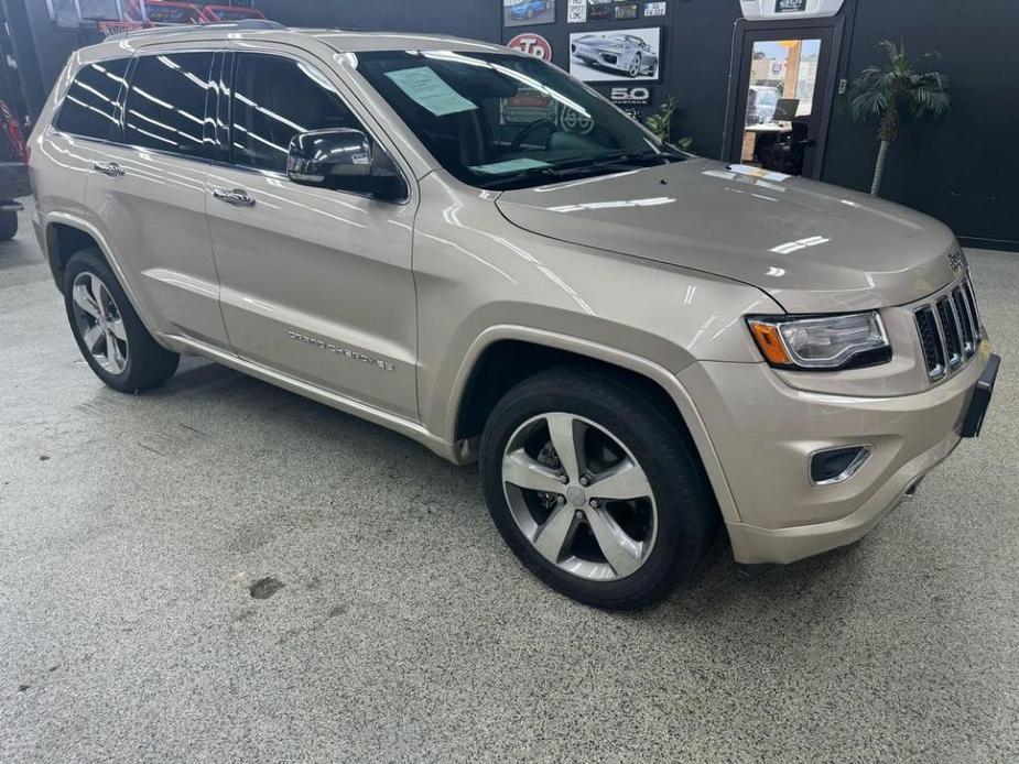 used 2015 Jeep Grand Cherokee car, priced at $18,995