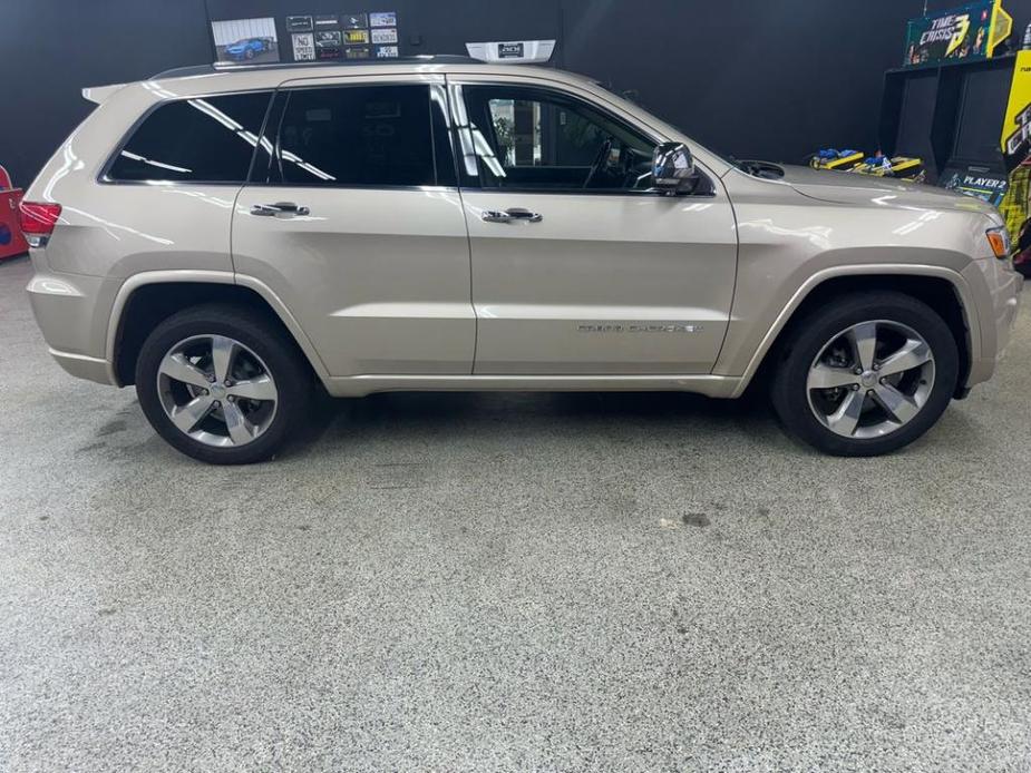 used 2015 Jeep Grand Cherokee car, priced at $18,995