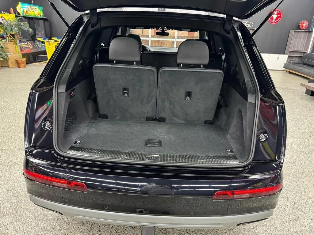 used 2017 Audi Q7 car, priced at $19,595