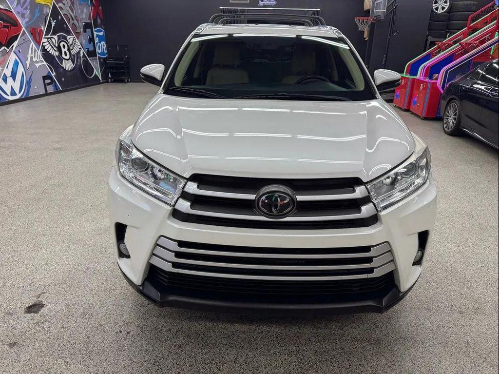 used 2019 Toyota Highlander car, priced at $27,995