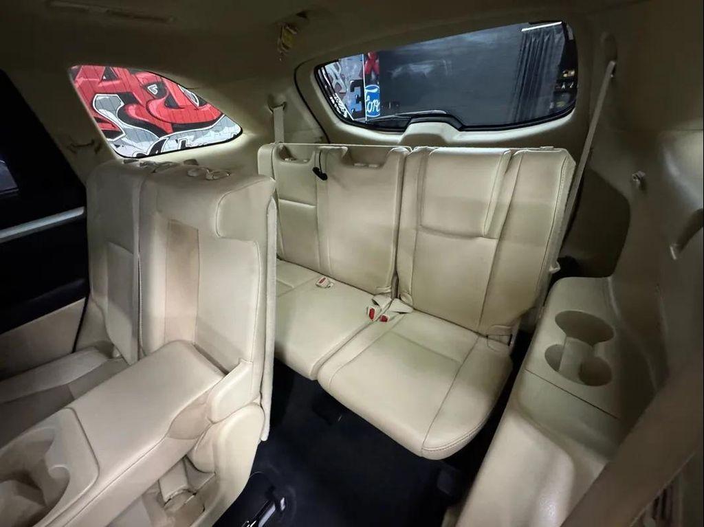 used 2019 Toyota Highlander car, priced at $27,995
