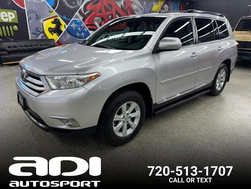 used 2012 Toyota Highlander car, priced at $14,995