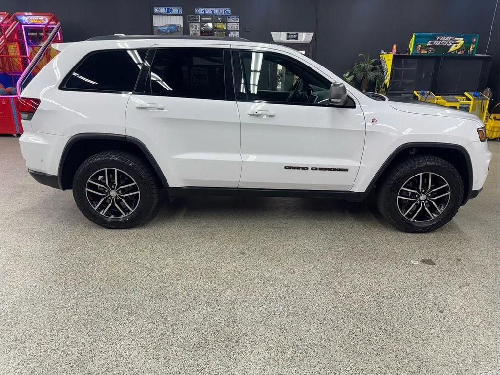 used 2017 Jeep Grand Cherokee car, priced at $20,995
