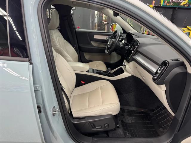 used 2019 Volvo XC40 car, priced at $22,995
