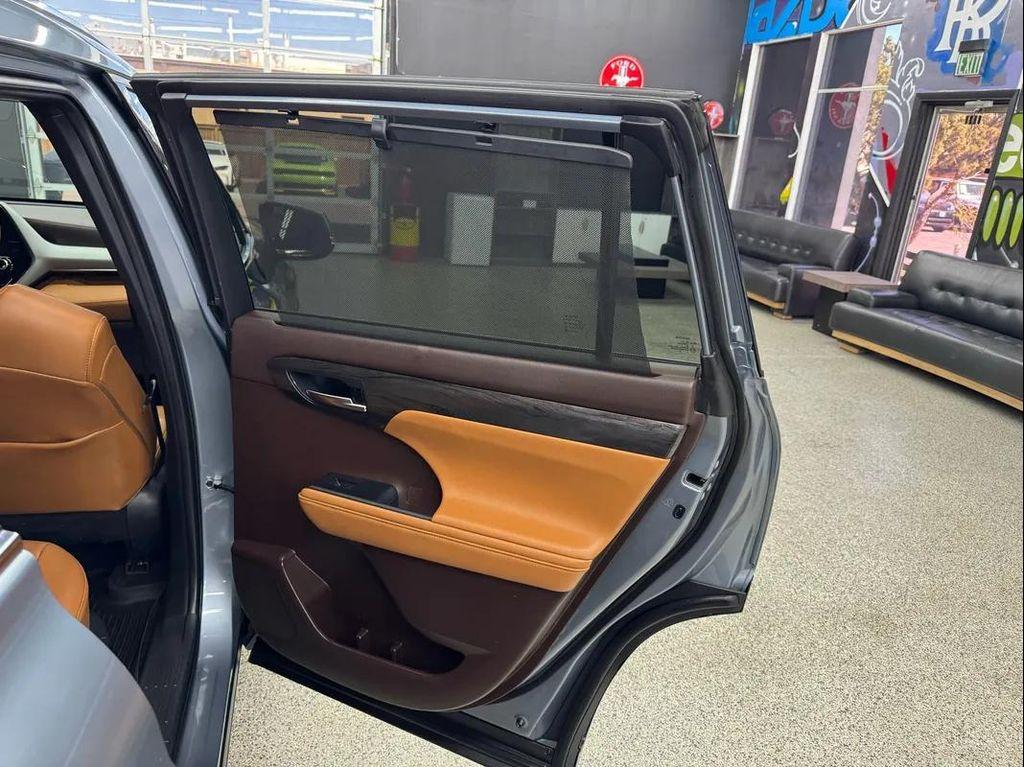 used 2021 Toyota Highlander car, priced at $36,995