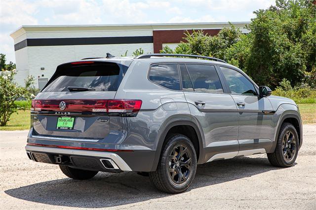 new 2024 Volkswagen Atlas car, priced at $49,017