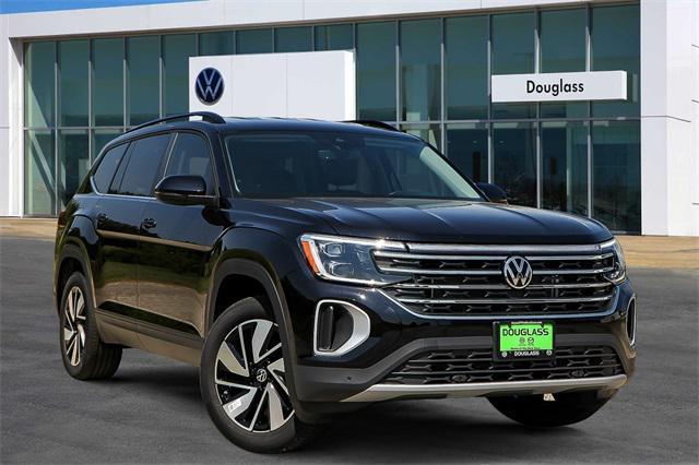 new 2024 Volkswagen Atlas car, priced at $40,158