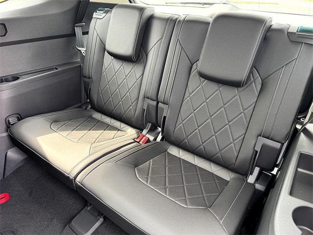 new 2025 Volkswagen Atlas car, priced at $54,029