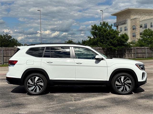 new 2025 Volkswagen Atlas car, priced at $44,156