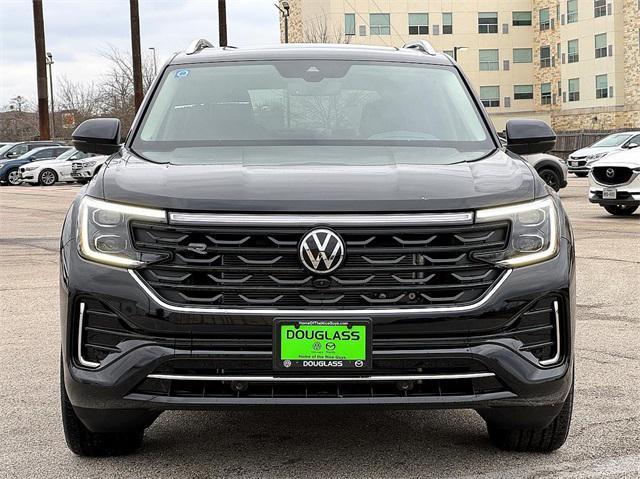 new 2025 Volkswagen Atlas car, priced at $52,646