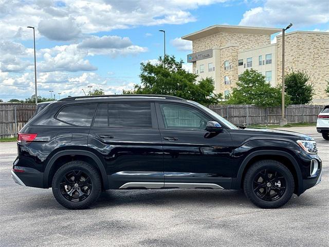new 2025 Volkswagen Atlas car, priced at $47,306