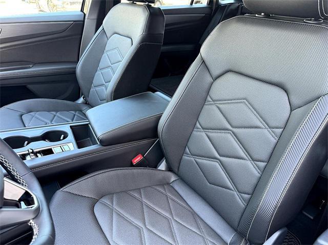 new 2025 Volkswagen Atlas Cross Sport car, priced at $40,978