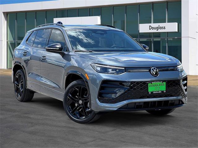 new 2025 Volkswagen Tiguan car, priced at $37,894