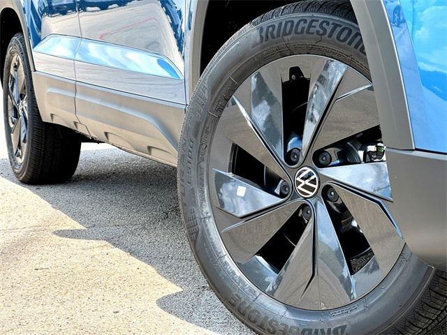 new 2025 Volkswagen Taos car, priced at $26,279