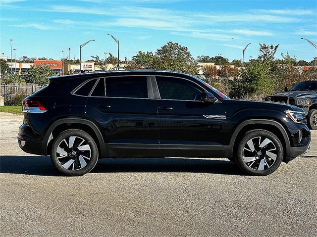 new 2024 Volkswagen Atlas Cross Sport car, priced at $38,644