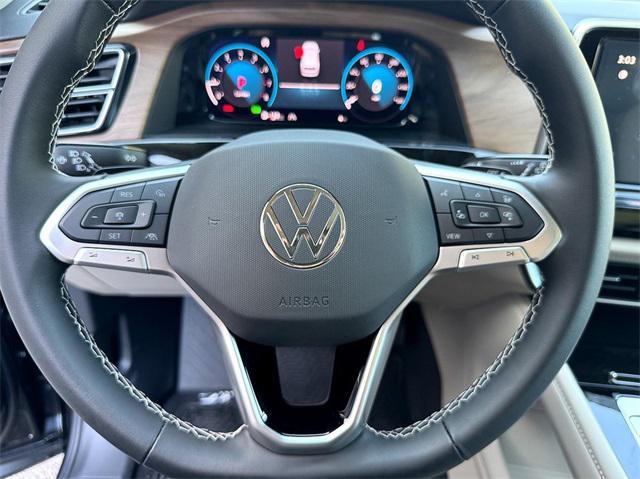 new 2025 Volkswagen Atlas car, priced at $44,194