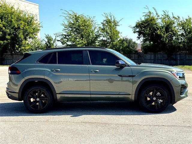 new 2026 Volkswagen Atlas Cross Sport car, priced at $52,634