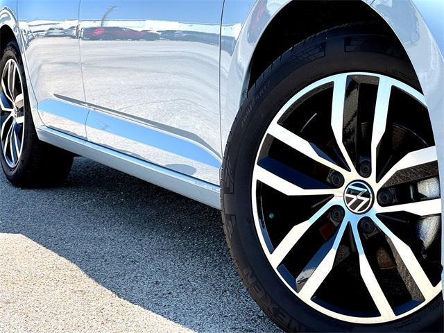 new 2025 Volkswagen Jetta car, priced at $27,057