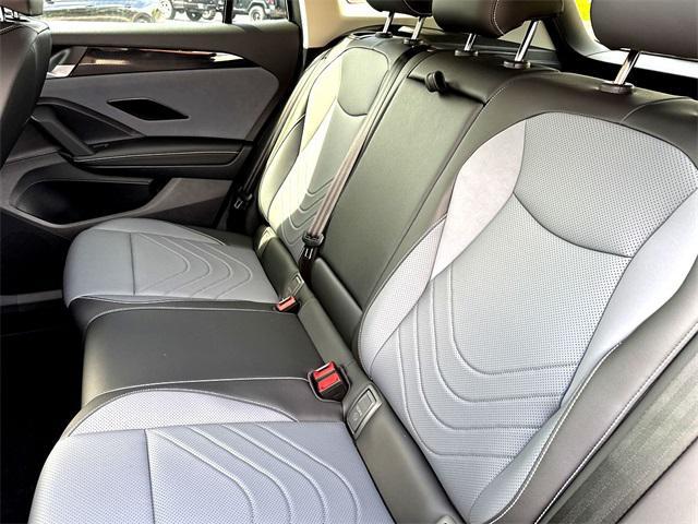 new 2025 Volkswagen Tiguan car, priced at $32,926