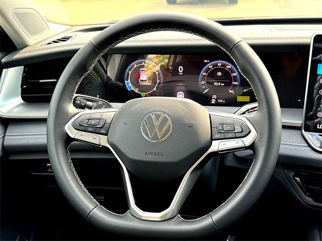 new 2025 Volkswagen Tiguan car, priced at $32,926