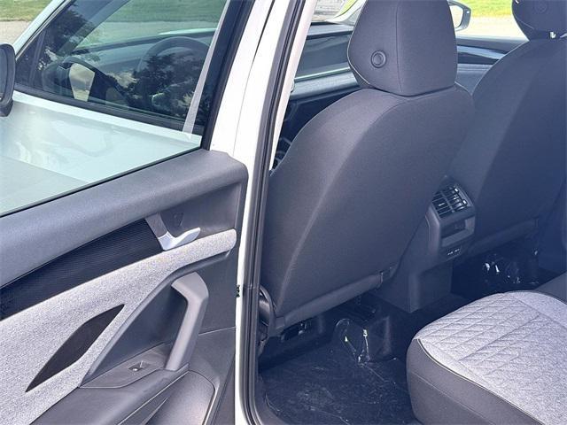 new 2025 Volkswagen Tiguan car, priced at $30,434