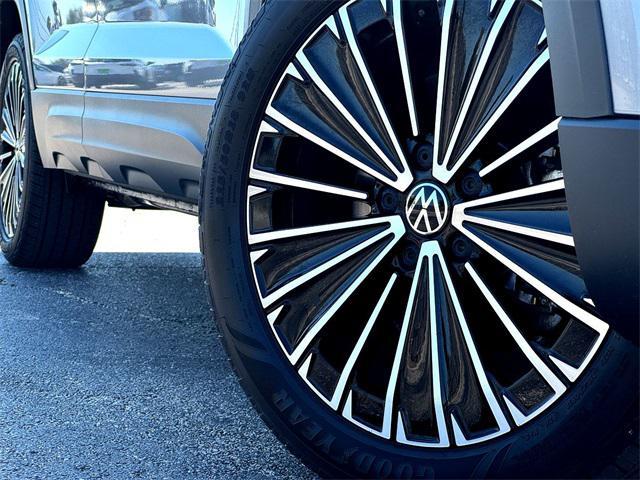 used 2025 Volkswagen Taos car, priced at $25,997
